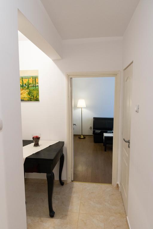 North Studio Apartment Bucharest Luaran gambar